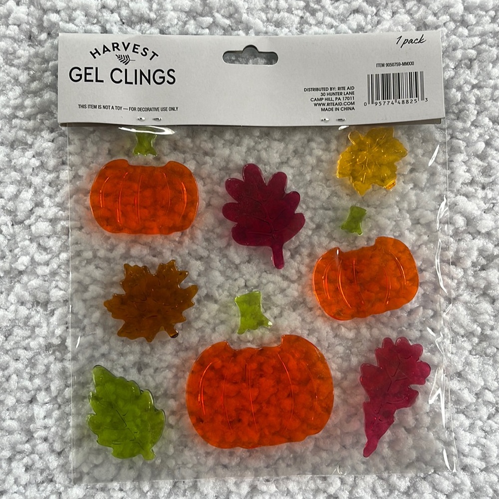 NWT Autumn Window Clings 🎃🍁🍂☀️